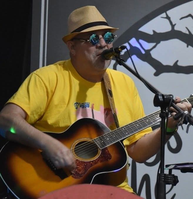 Monthly Open Mic Night @Walton Sports and Social Club