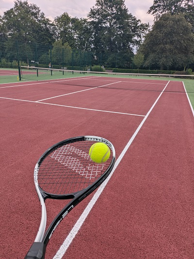 Friends of CHaT Parks Game of Thornes - Tennis racquet and ball
