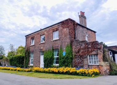 Thornes Park Heritage Walk